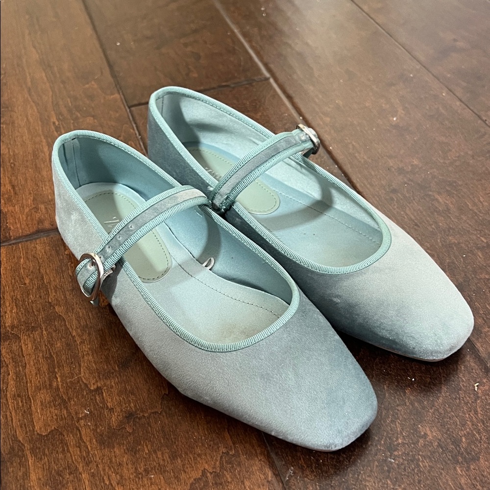 Zara aqua, sea foam green Mary Jane flats with ribbon trim size 5